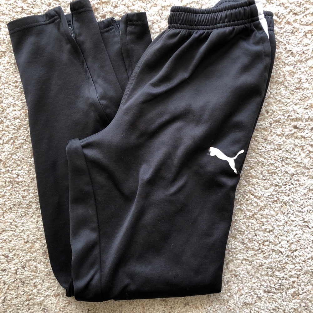 Men’s track pants